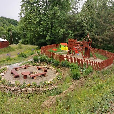 Zakole Sanu Villa Dubiecko Kültér fotó
